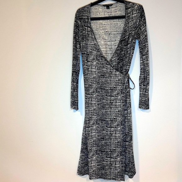 Banana Republic Wrap Dress - Picture 1 of 6
